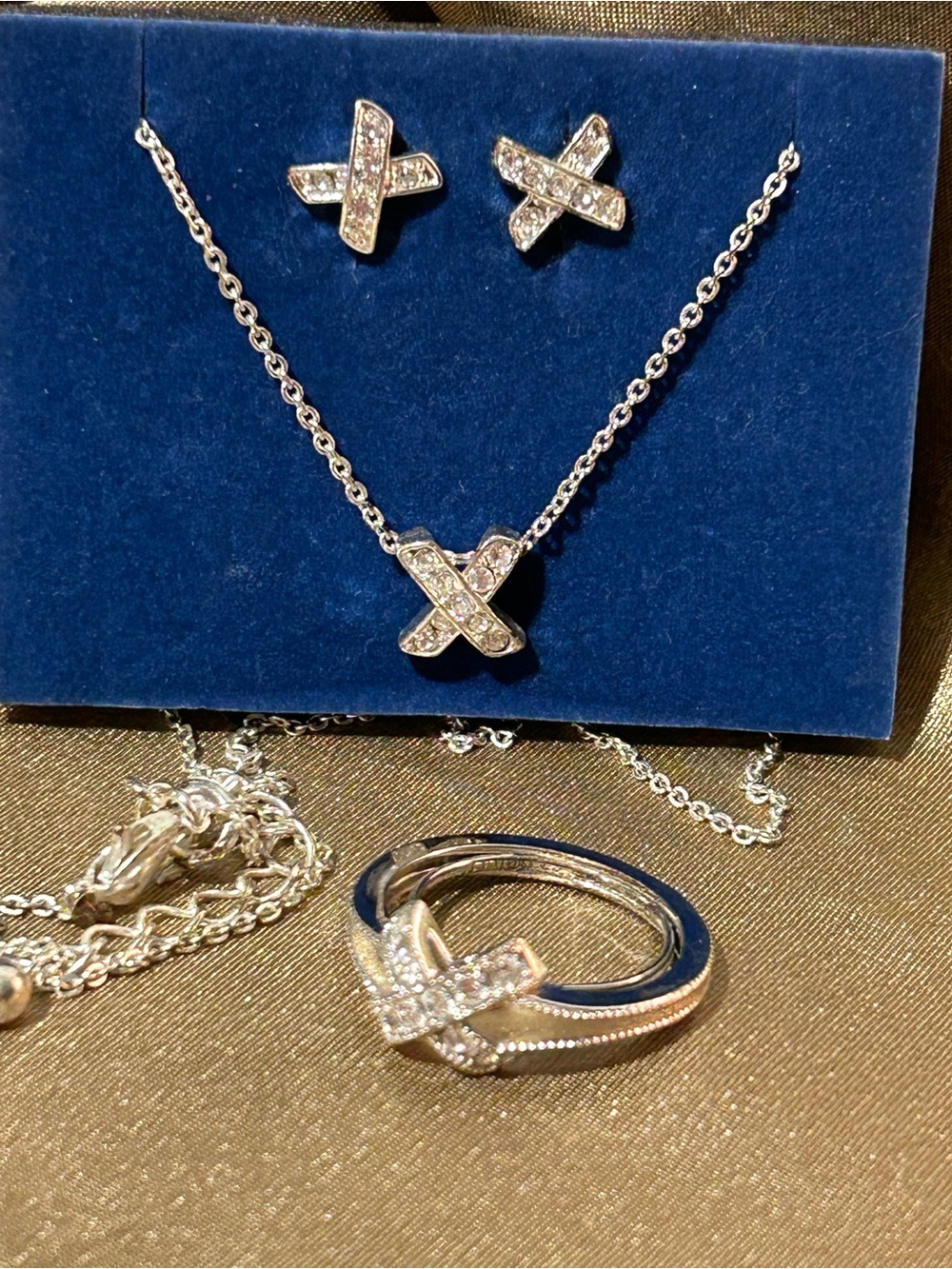 Avon Silver-Tone X Kiss Me Necklace, Earrings & Ring Set